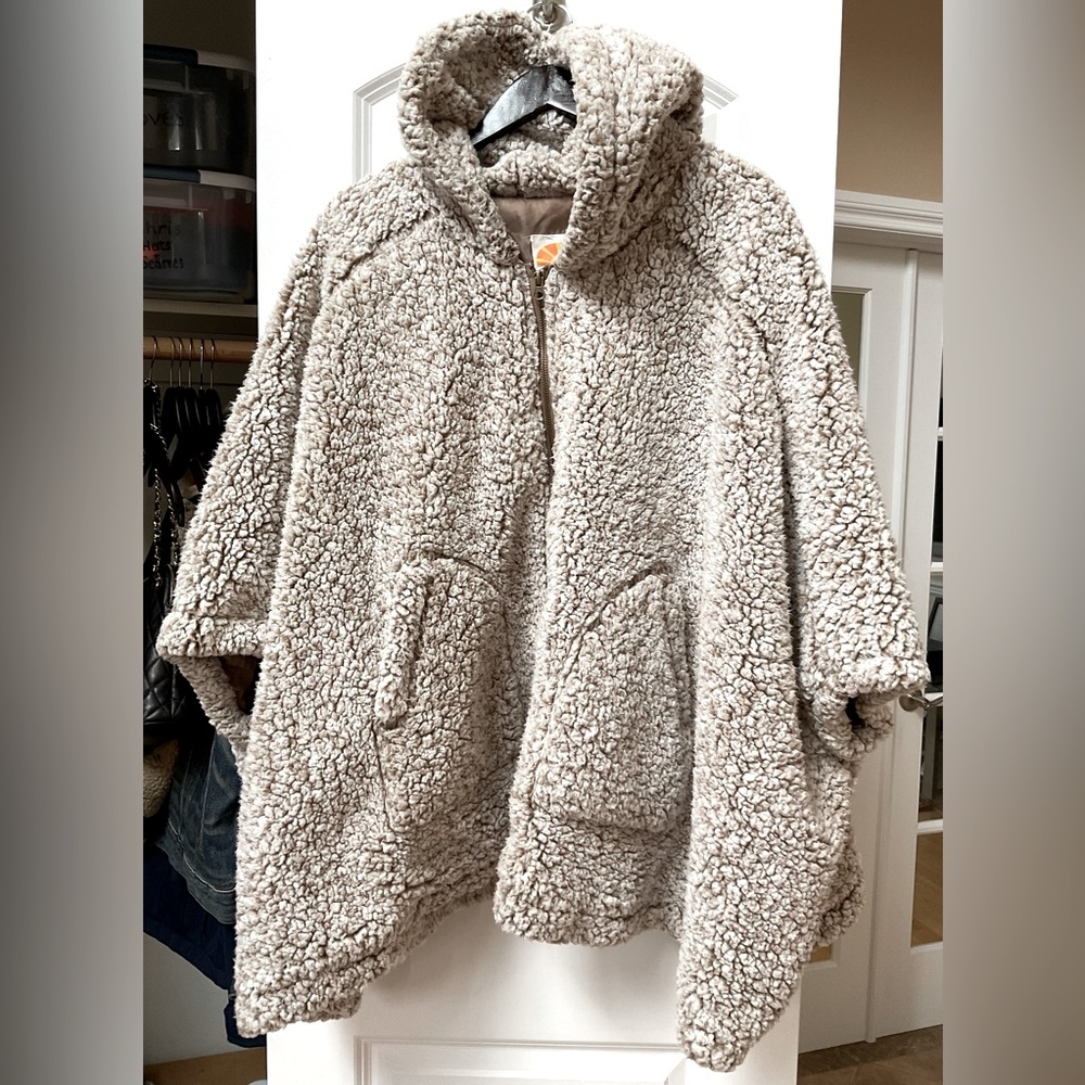 C&C California Hooded Poncho Style Jacket